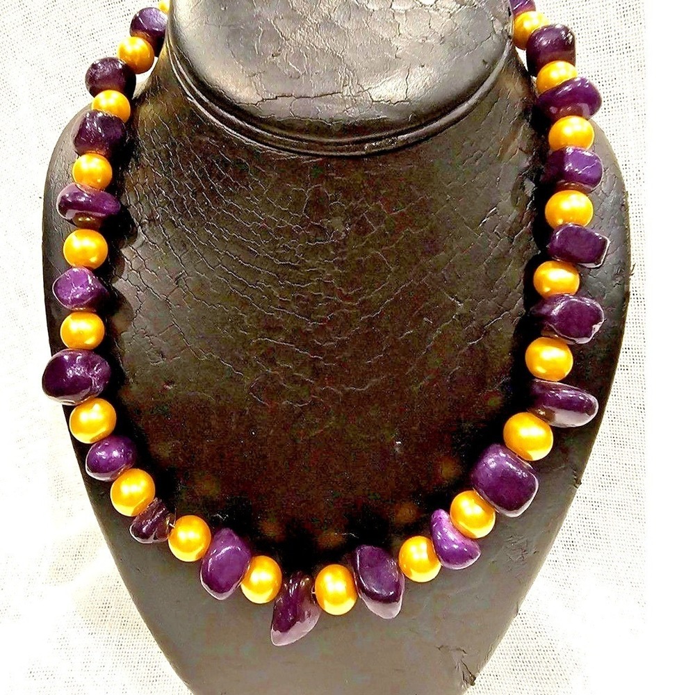 Purple Tumbled Stone and Gold Faux Pearl Beaded Necklace 22 Inch Lobster Clasp